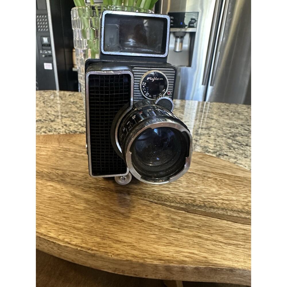 Fujifilm Fujica 8Z4 Spring-Wind 8mm Movie Camera Fujinon 9-36mm Untested